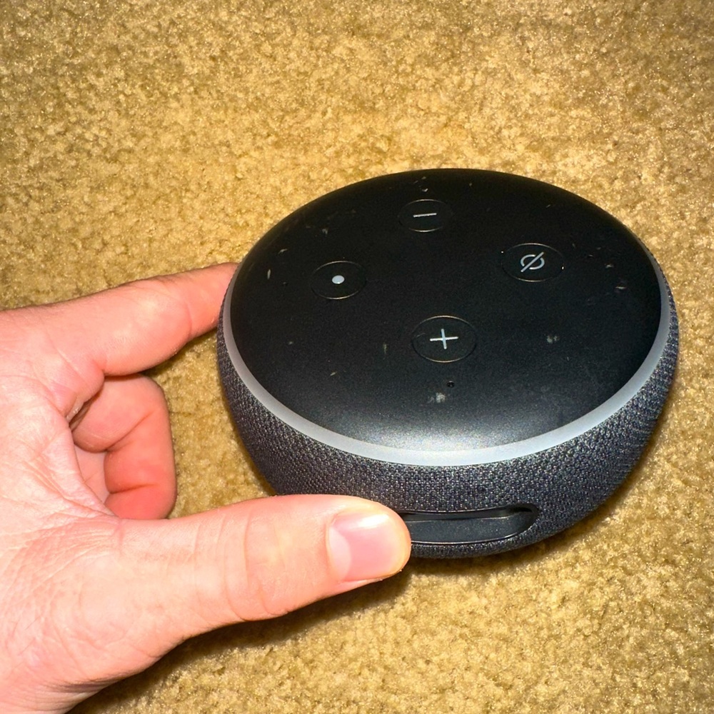 Amazon Alexa echo dot